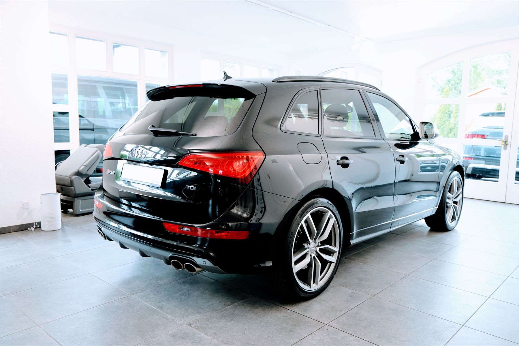 AUDI SQ5 3.0 BiTDI quattro-image-4