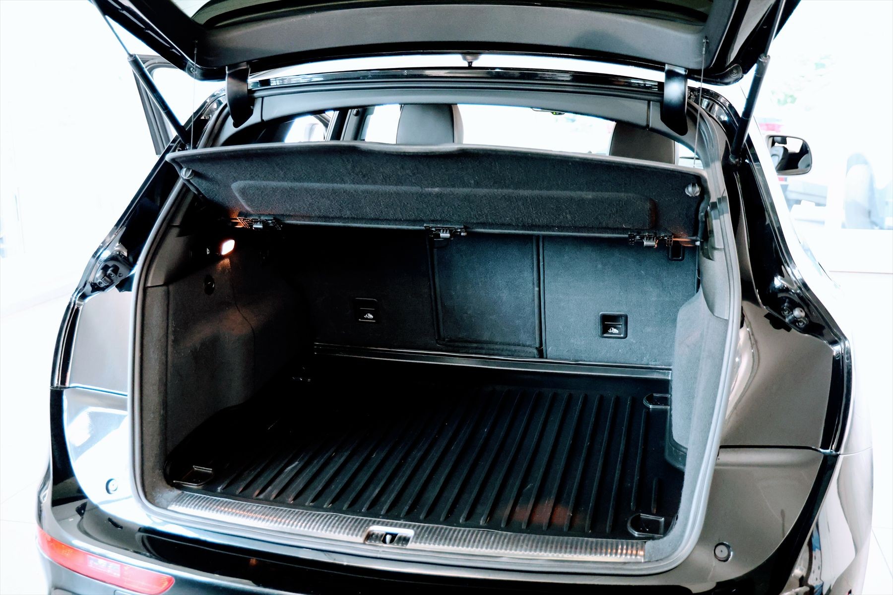 AUDI SQ5 3.0 BiTDI quattro-image-8