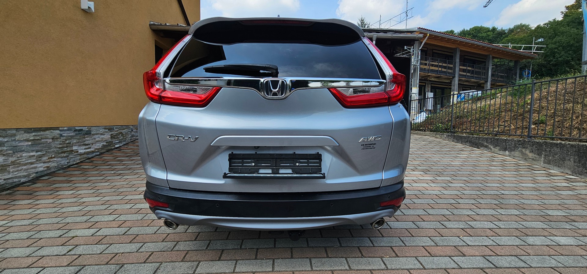 HONDA 1.5 i-VTEC Executive 4WD-image-2