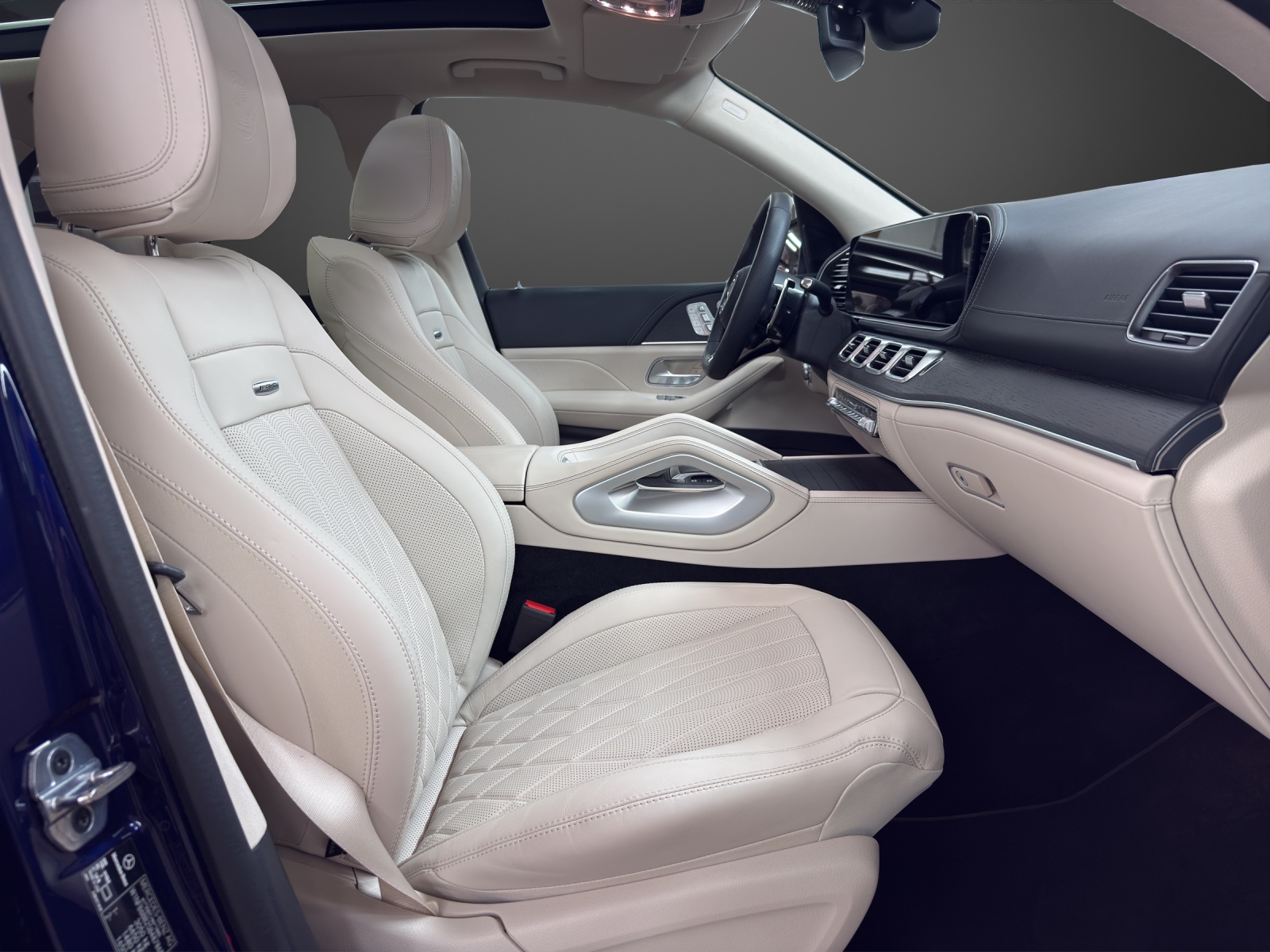 MERCEDES-BENZ GLE 53 AMG 4Matic+-image-11