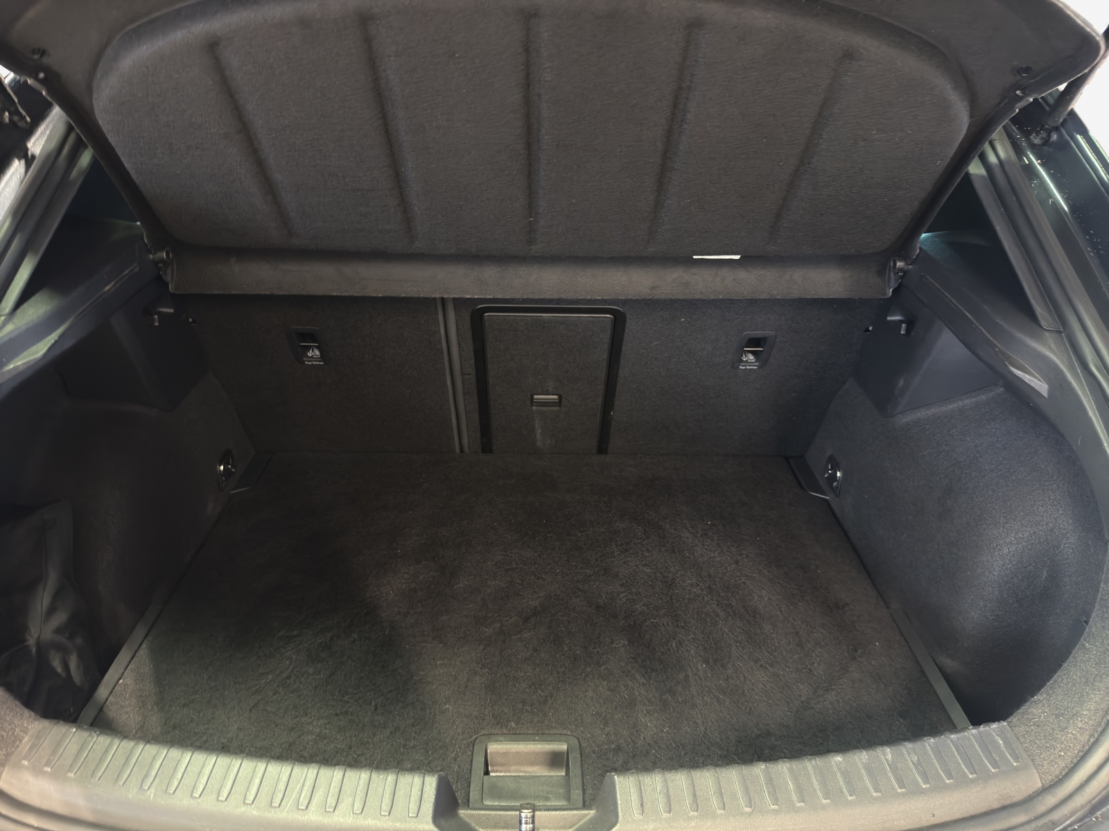 CUPRA LEON VZ 2.0 TSI DSG-image-12
