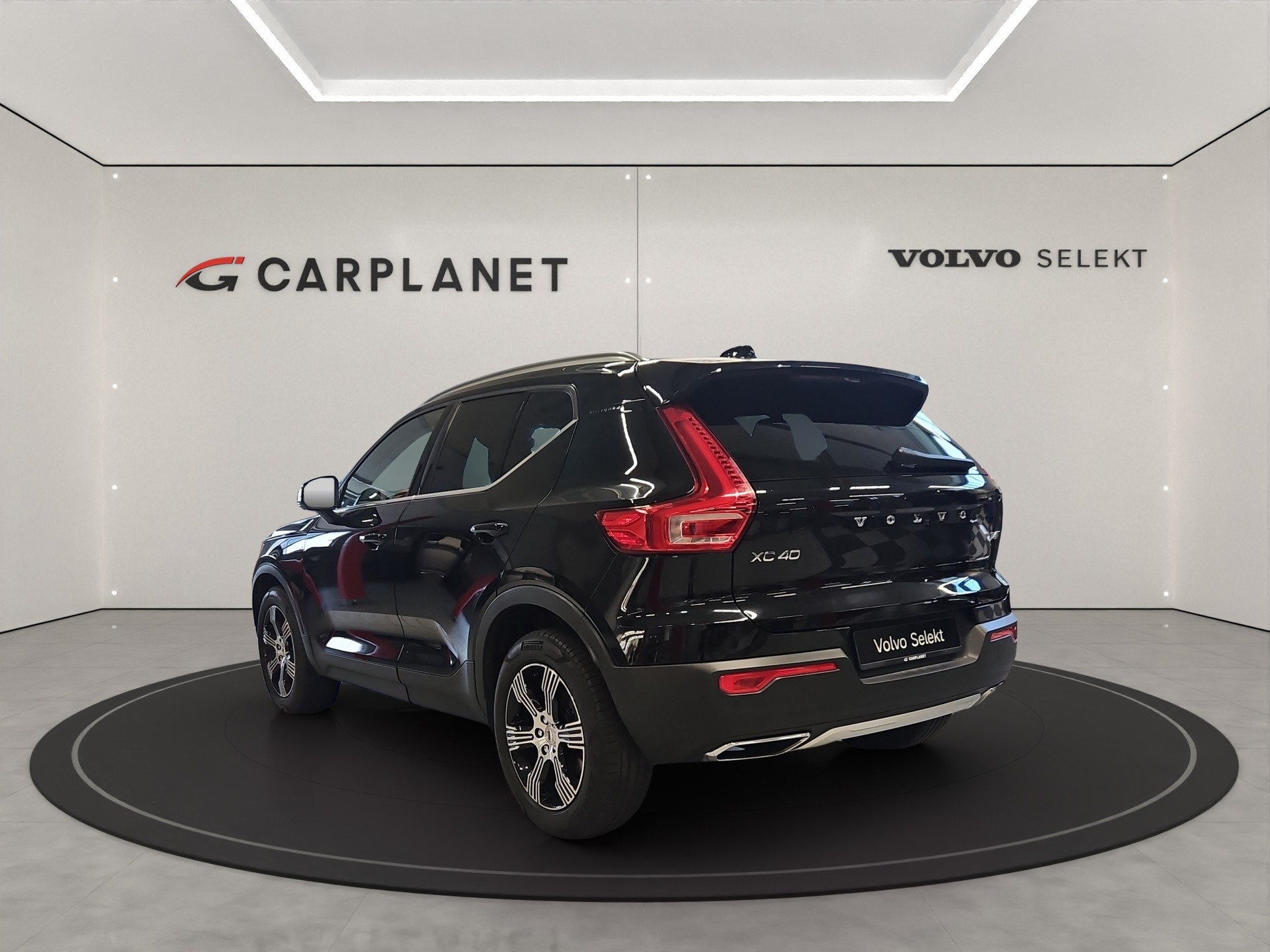 VOLVO XC40 2.0 T4 Inscription AWD-image-3