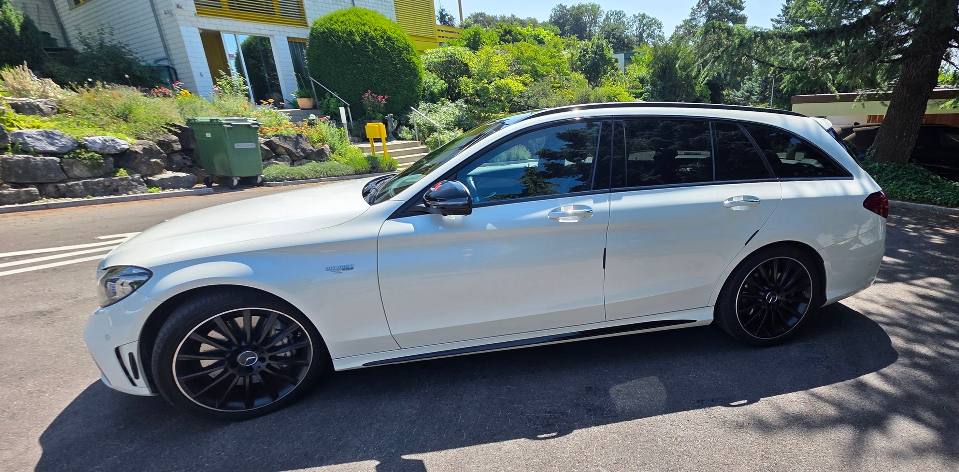 MERCEDES-BENZ C 43 AMG 4matic-image-0