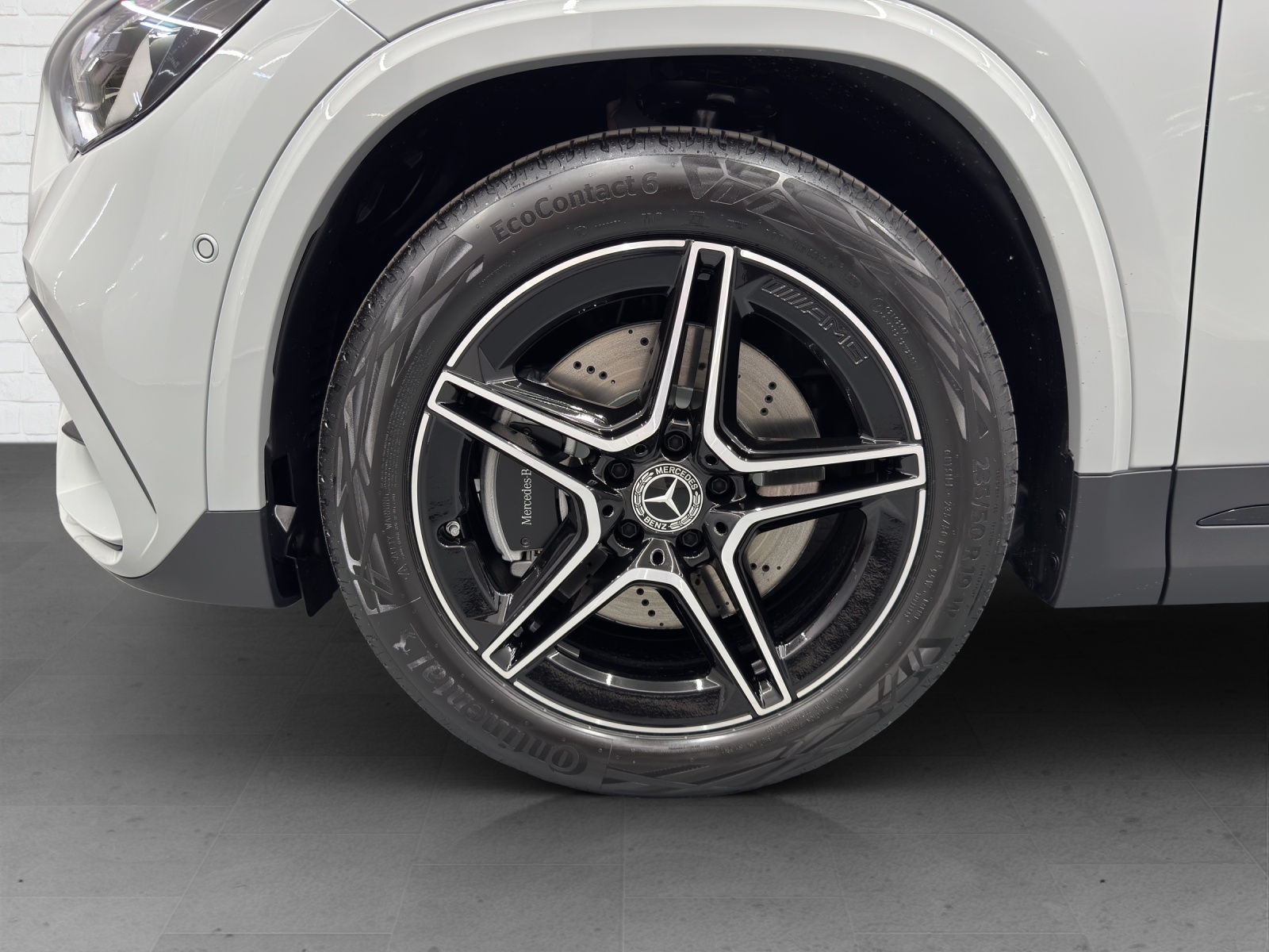 MERCEDES-BENZ GLA 250 Swiss Star-image-5