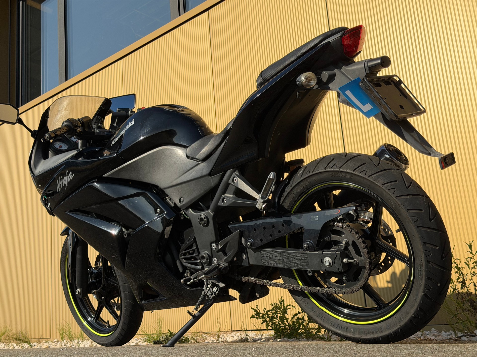 KAWASAKI Ninja 250 R-image-11