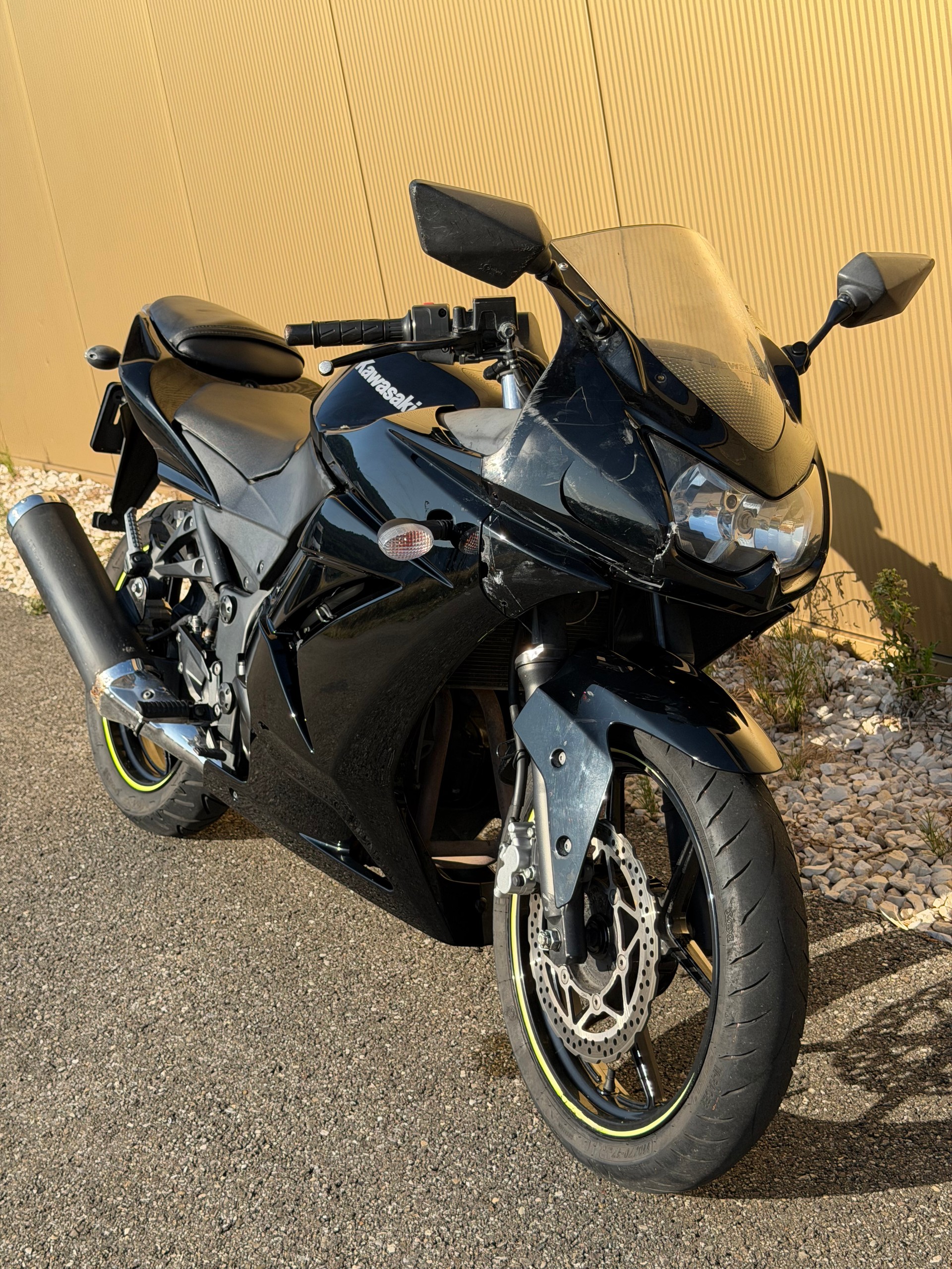 KAWASAKI Ninja 250 R