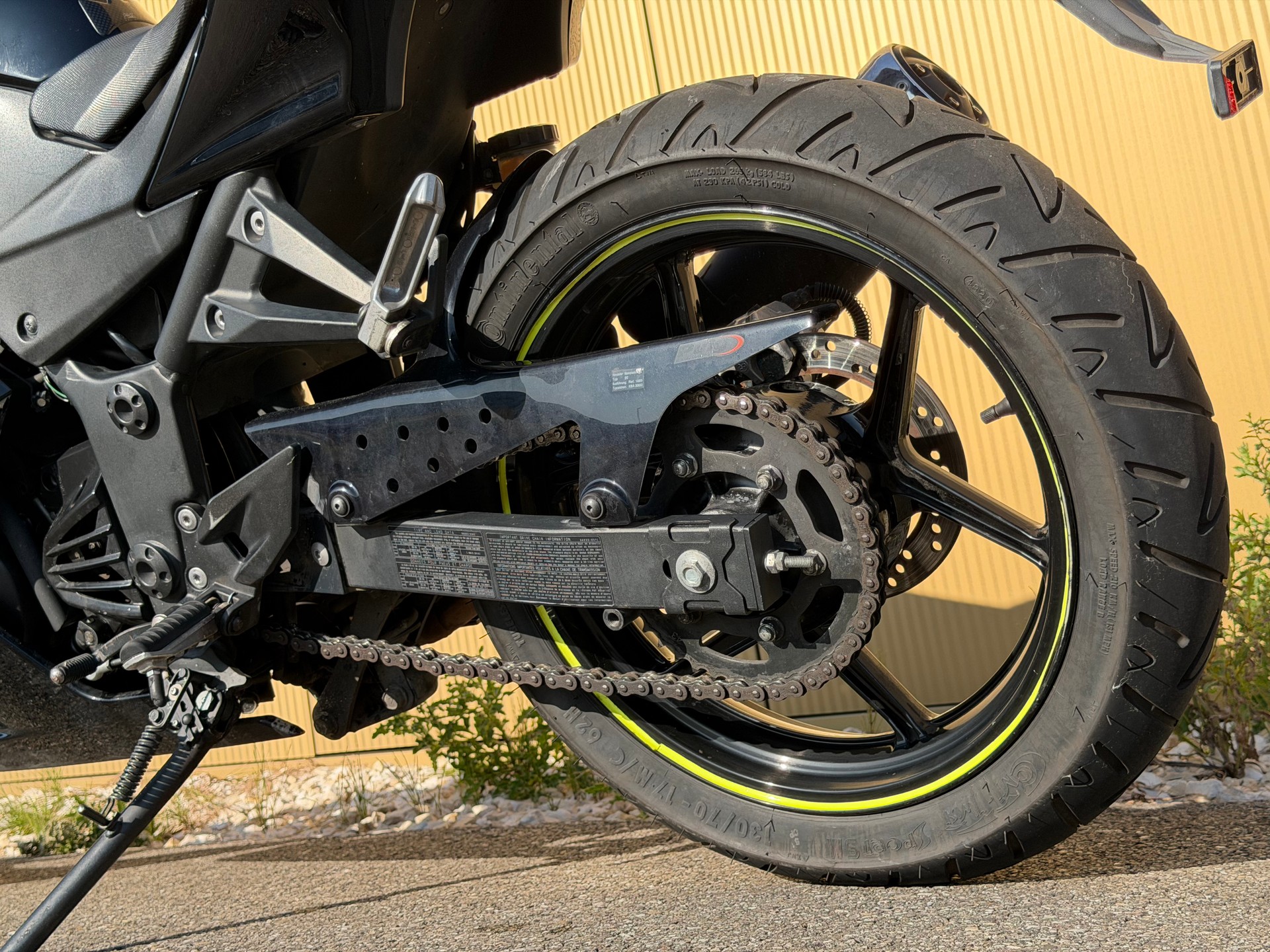 KAWASAKI Ninja 250 R-image-13