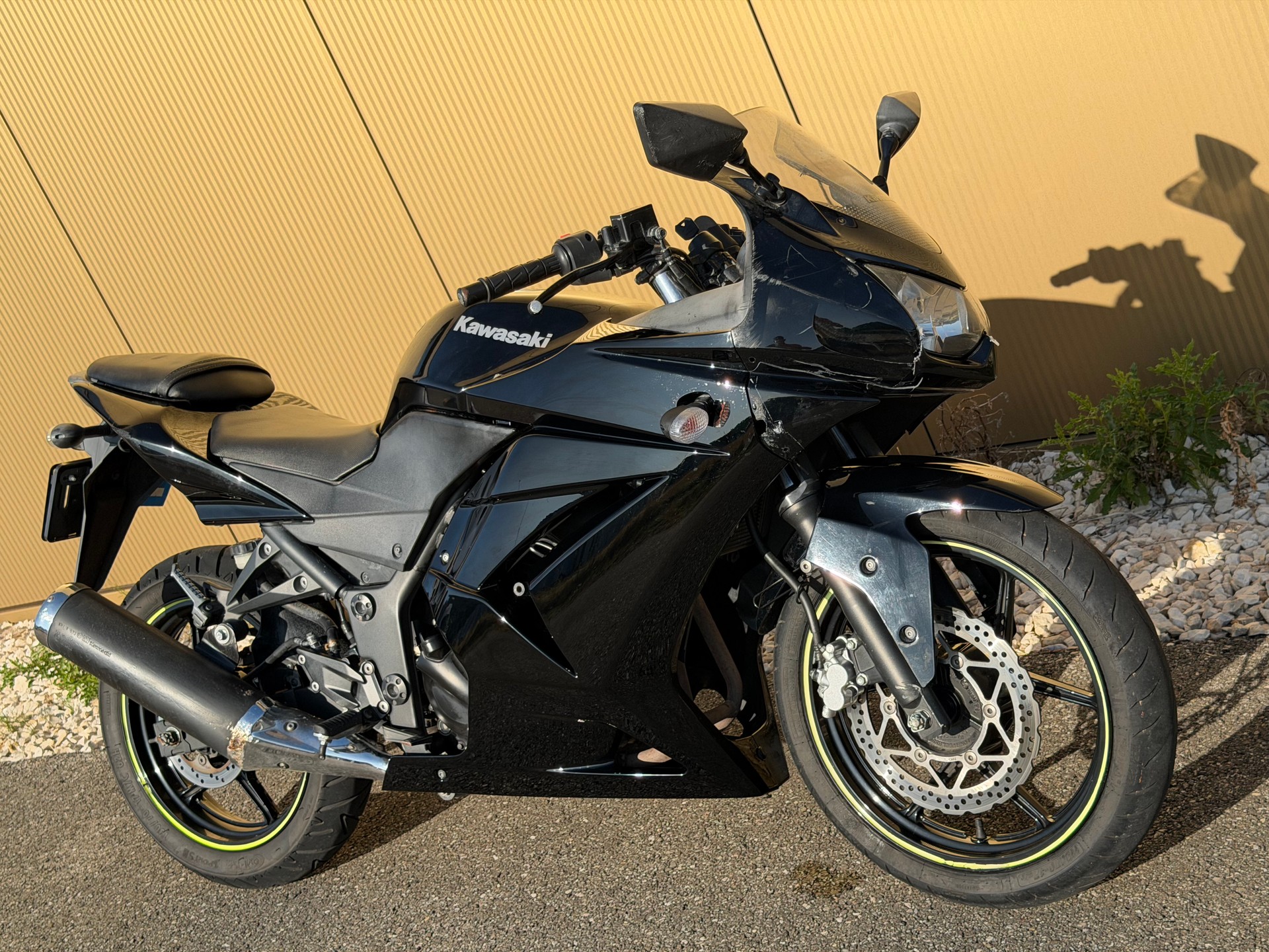 KAWASAKI Ninja 250 R-showroom-element-2