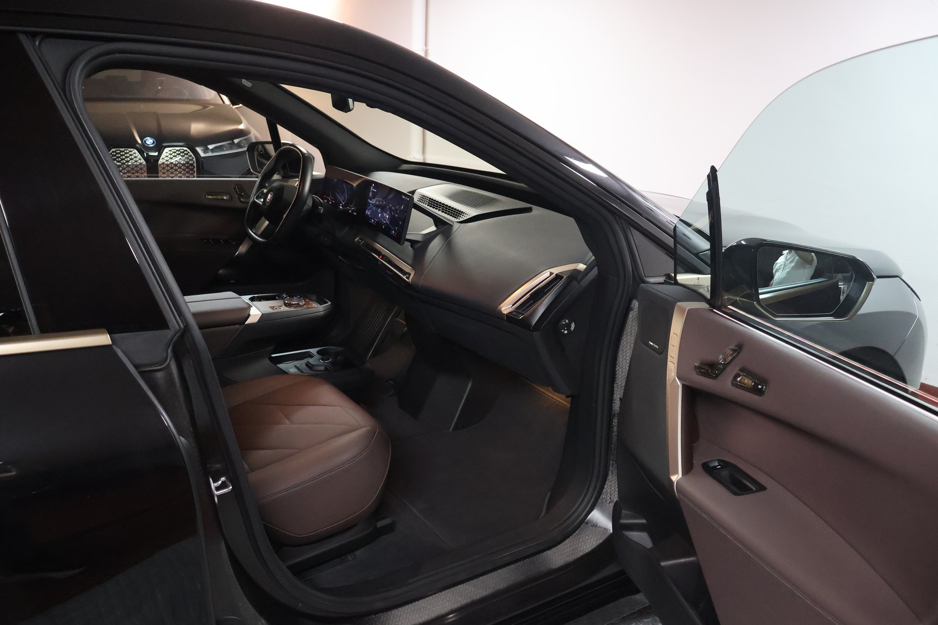 BMW iX xDrive50 Sportpaket-image-20
