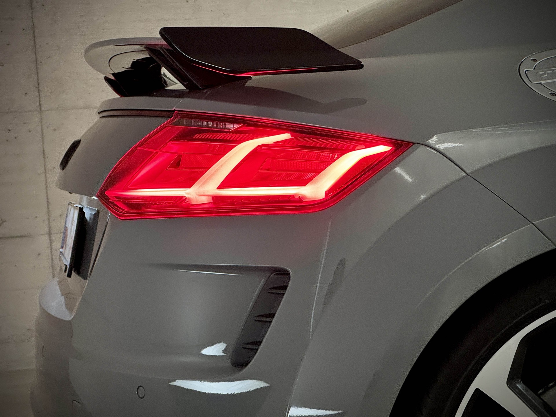AUDI TT Coupé TTRS quattro S-tronic-image-6
