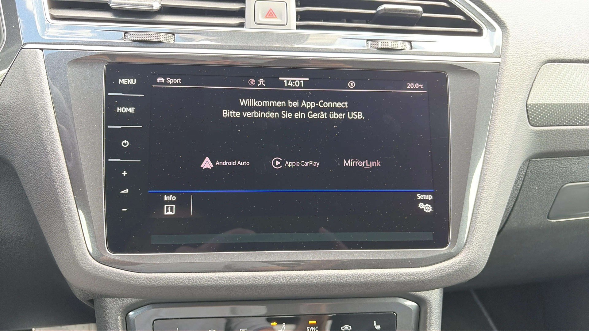 VW Tiguan 2.0TSI R 4Motion DSG mit AHK + Ledersitze & Komplettwinterräder-image-21