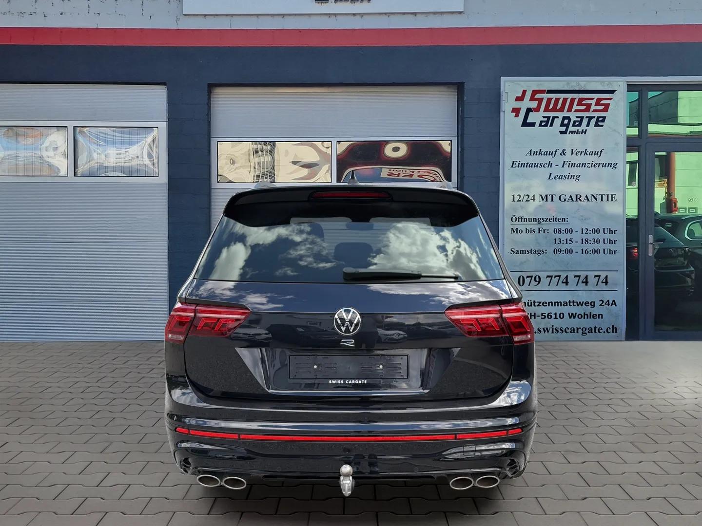 VW Tiguan 2.0TSI R 4Motion DSG mit AHK + Ledersitze & Komplettwinterräder-image-6