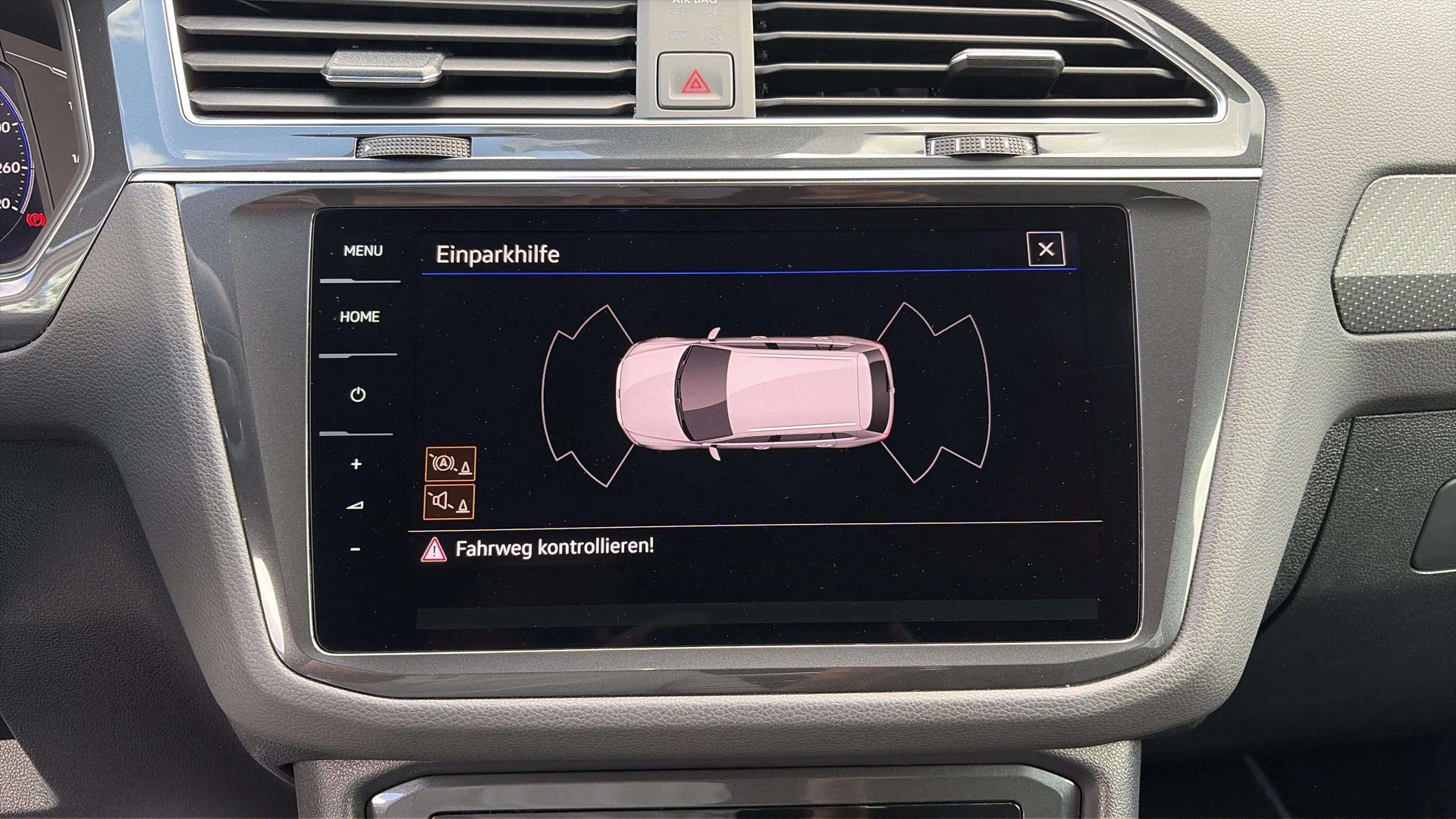 VW Tiguan 2.0TSI R 4Motion DSG mit AHK + Ledersitze & Komplettwinterräder-image-22