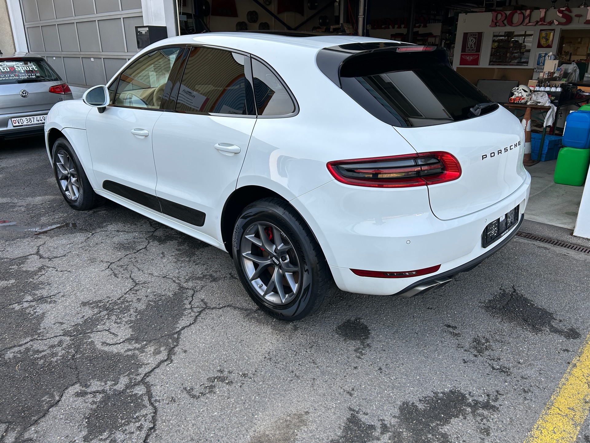 PORSCHE Macan Turbo BVA DÉFAUT " VENDU DANS L'ETAT" Tél 079 611 65 33-image-5