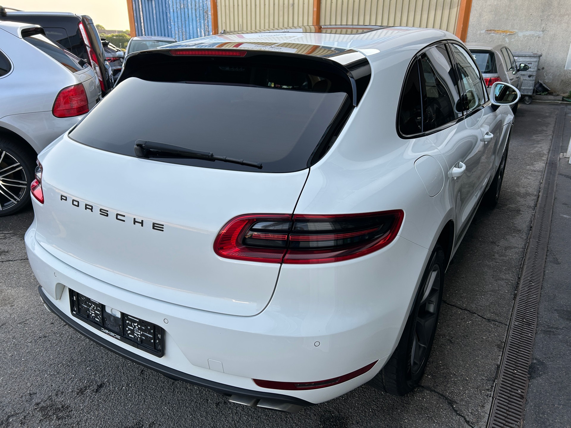 PORSCHE Macan Turbo BVA DÉFAUT " VENDU DANS L'ETAT" Tél 079 611 65 33-image-6