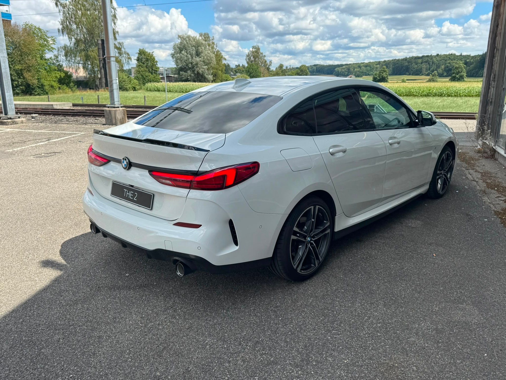 BMW 220d xDrive-image-1