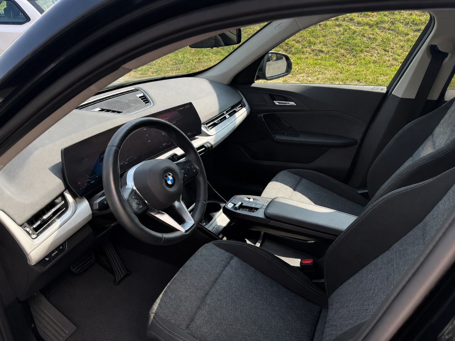 BMW X1 sDrive 18i-image-9