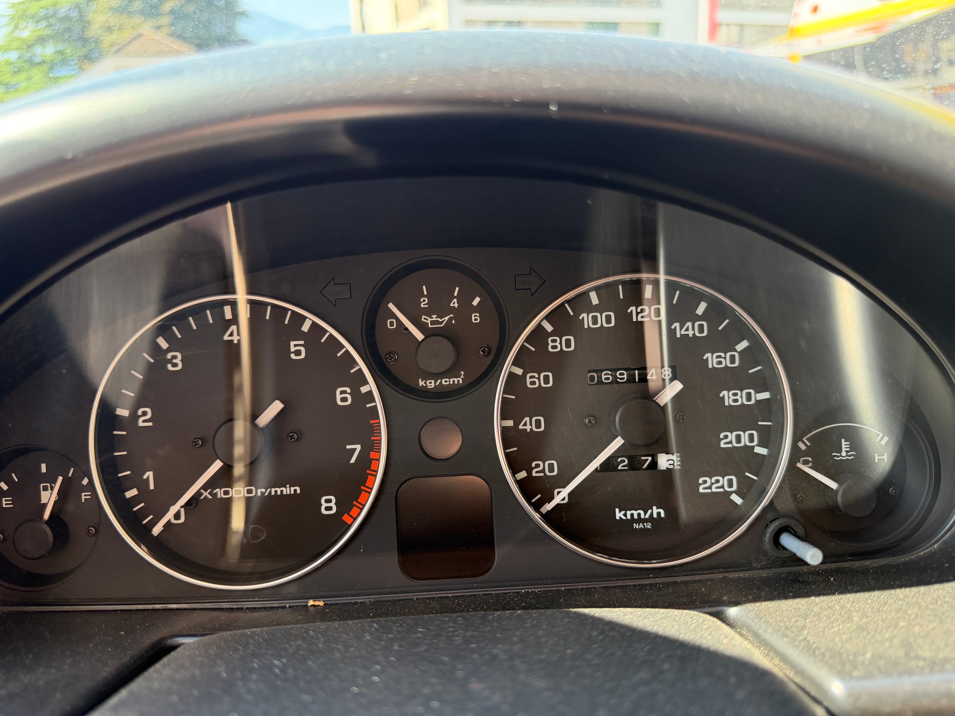 MAZDA MX-5 1.6i-16-image-14