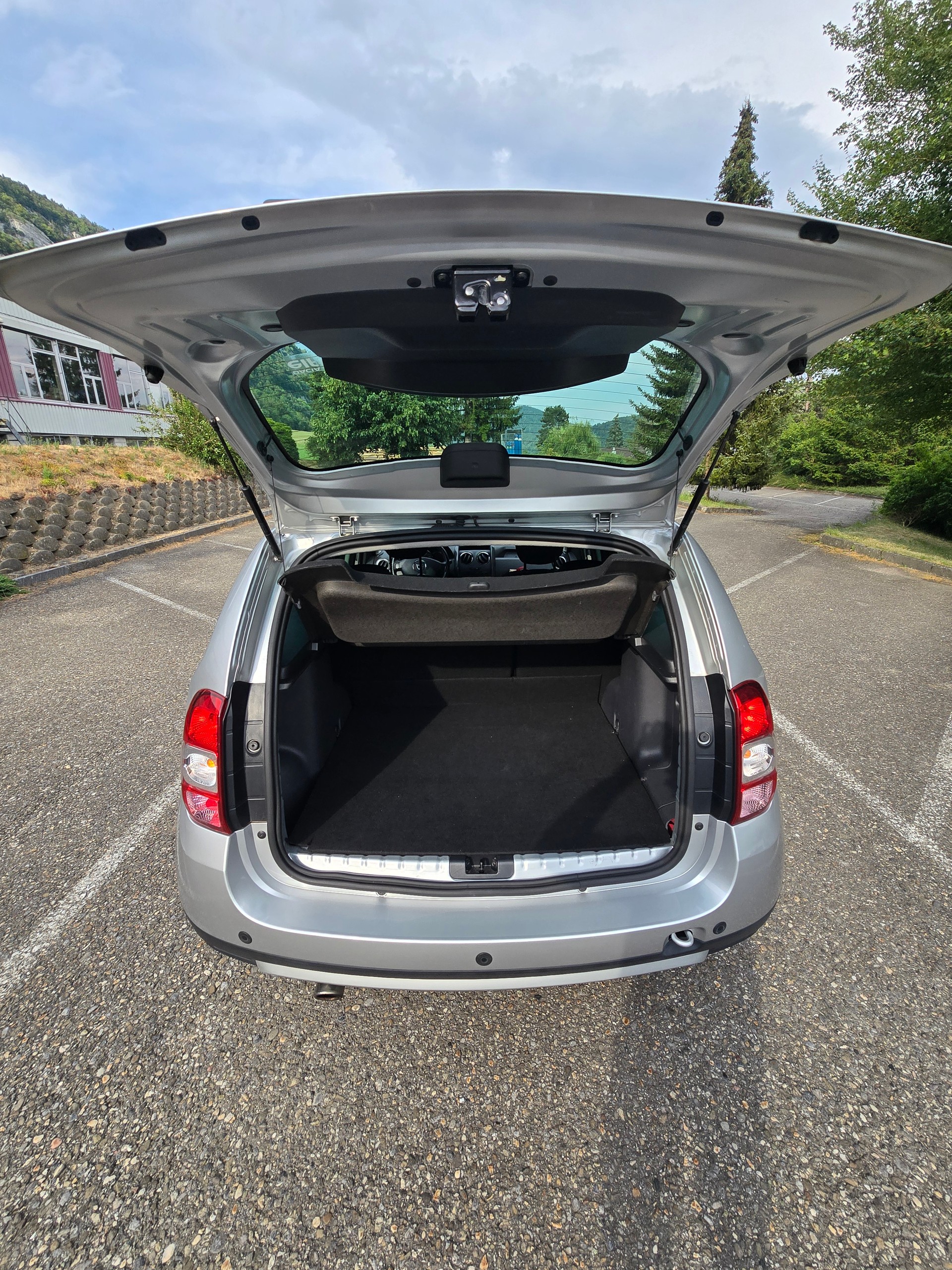 DACIA 1.2 TCe Privilège 4x4 S/S-image-4