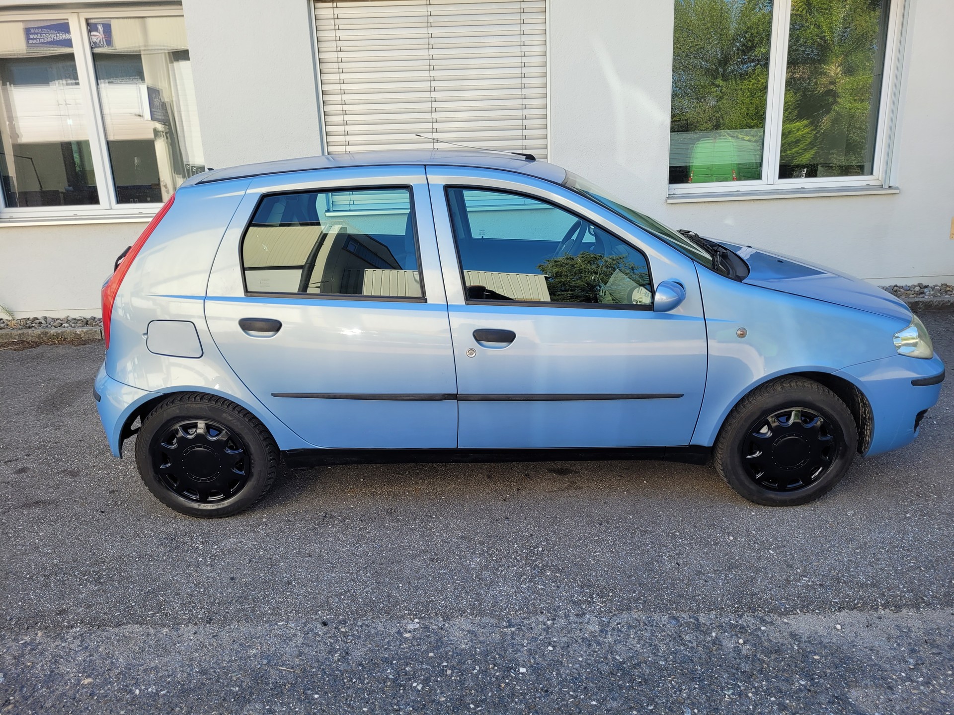 FIAT 1.2 16V 80 Active-image-1