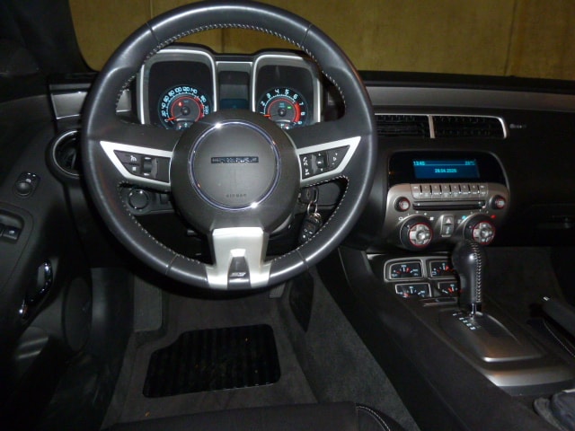 CHEVROLET CAMARO SS - 6.2-V8 Blubber Sound mit Gänsehaut Garantie!-image-5