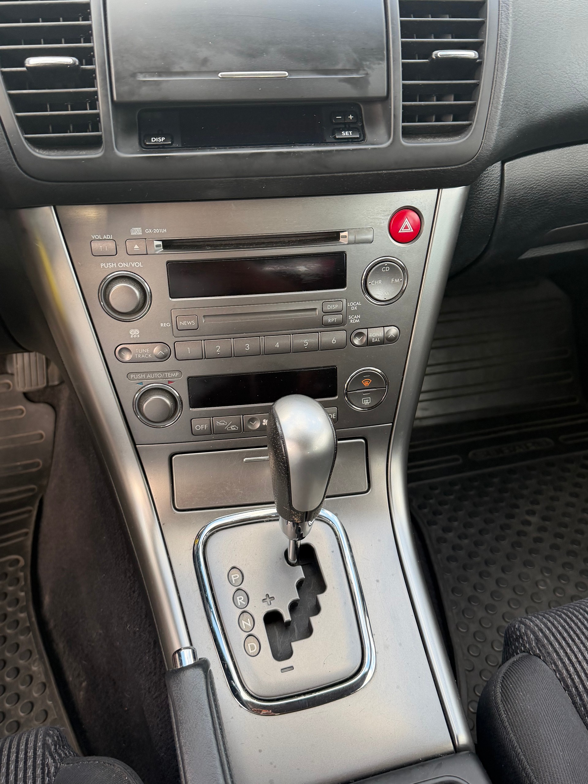 SUBARU Outback 2.5i AWD-image-13