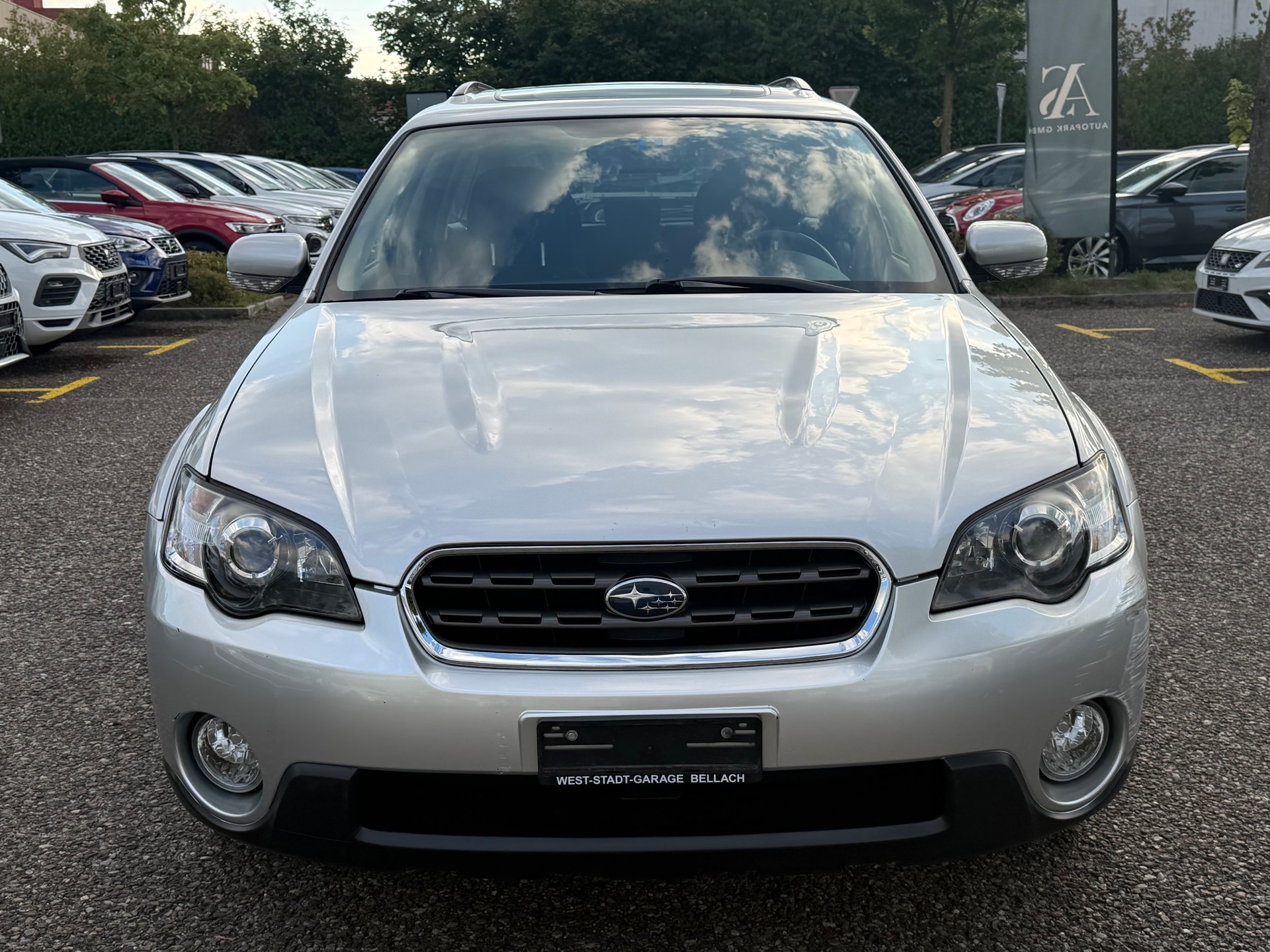 SUBARU Outback 2.5i AWD-image-1