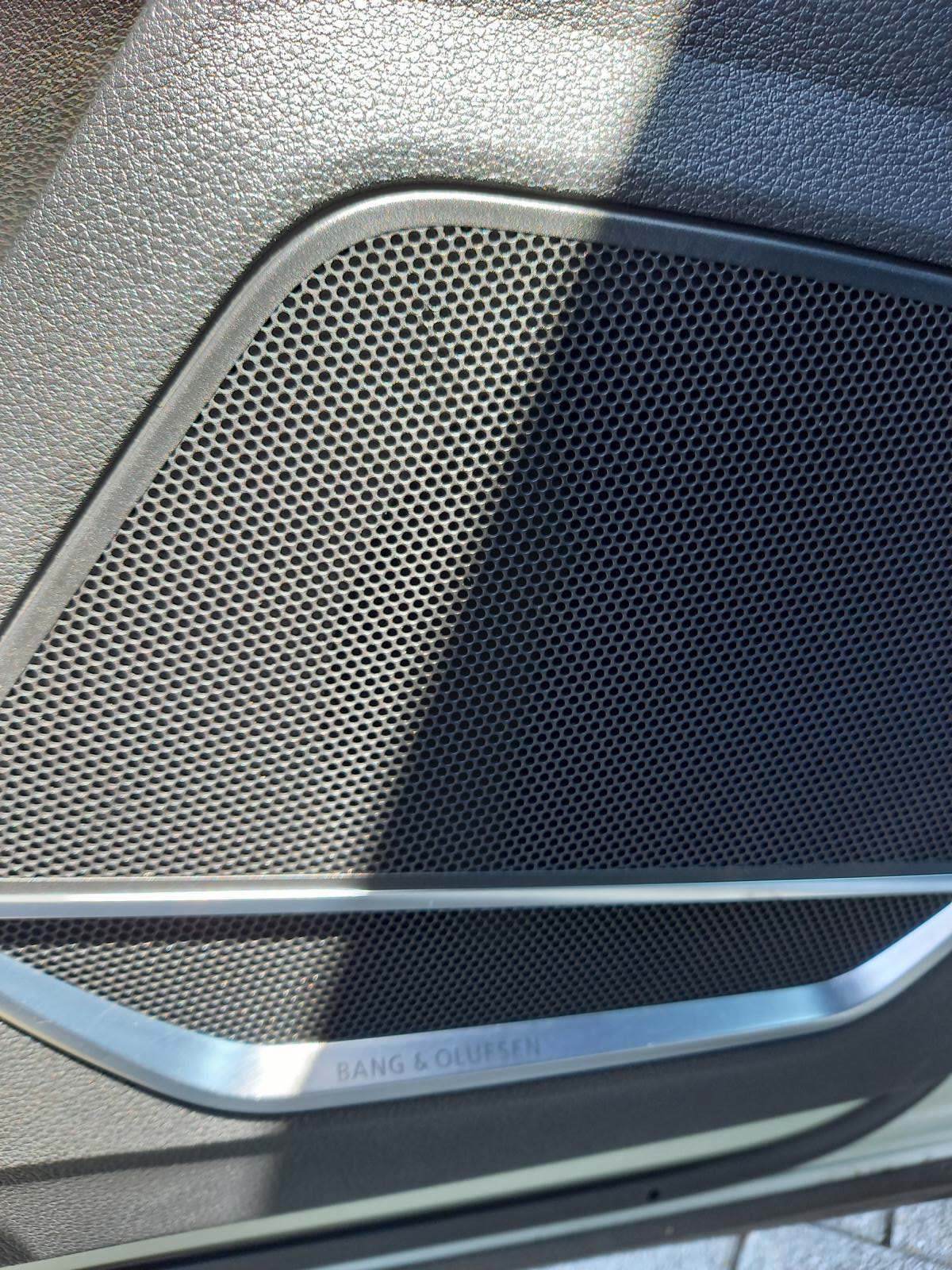 AUDI Q3 Sportback 45 TFSI S line **Pack Edition one silber**quattro S-tronic-image-11