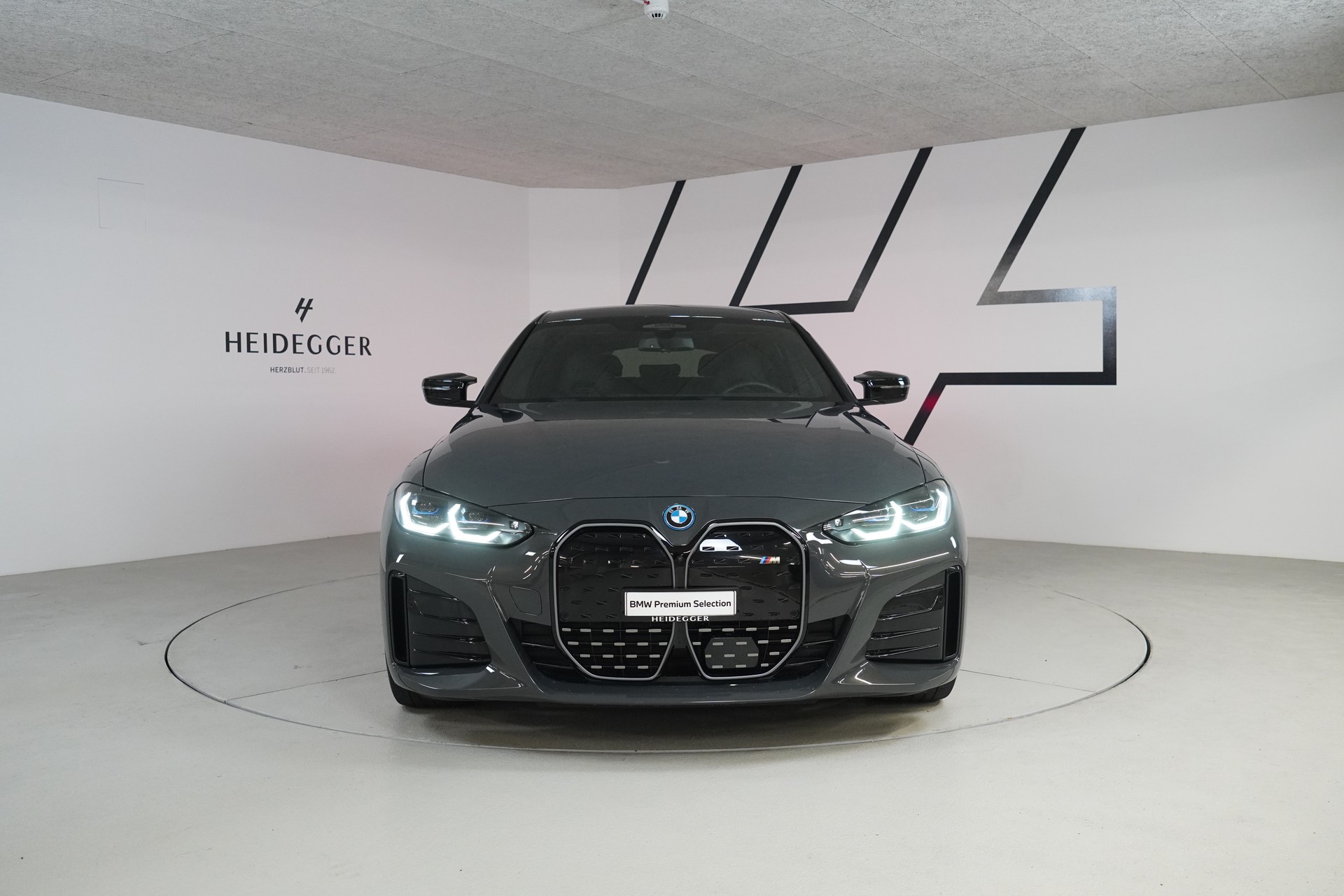 BMW i4 M50 M Sport Pro-image-2
