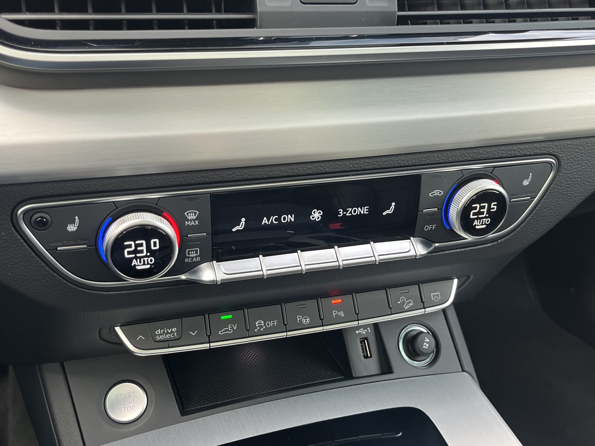 AUDI Q5 55 TFSI e PHEV S line quattro S-tronic*Standklima/Heizung, Matrix-LED, Optikpaket-schwarz, (5-Jahre Garantie)-image-18