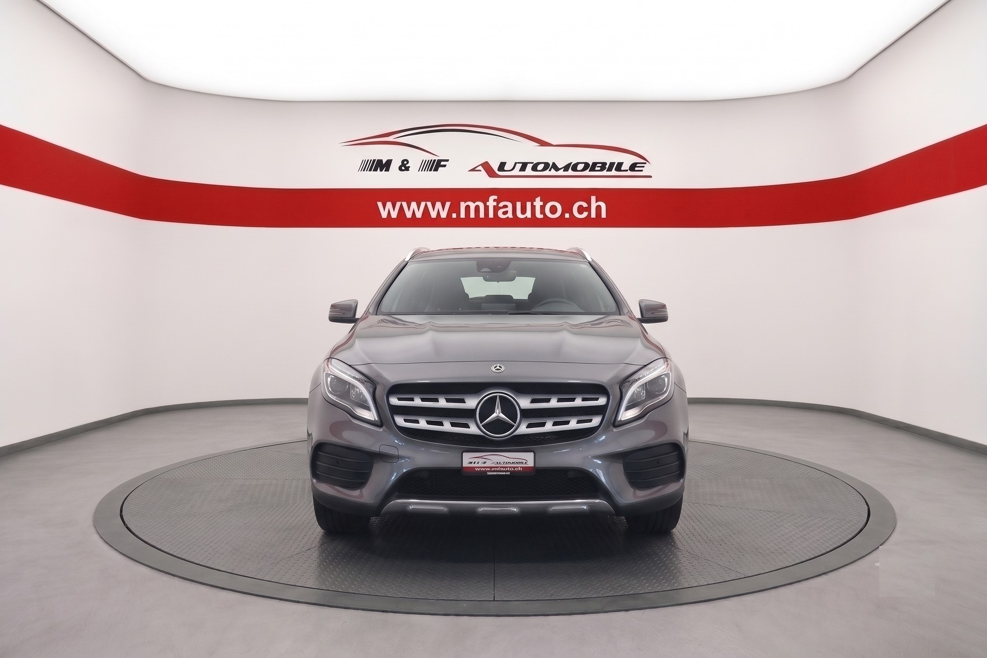 MERCEDES-BENZ GLA 220 d AMG Line 4m CH FAHRZEUG-image-1