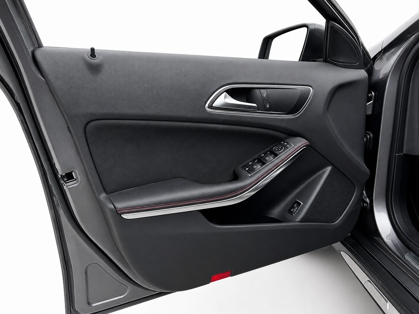 MERCEDES-BENZ GLA 220 d AMG Line 4m CH FAHRZEUG-image-15