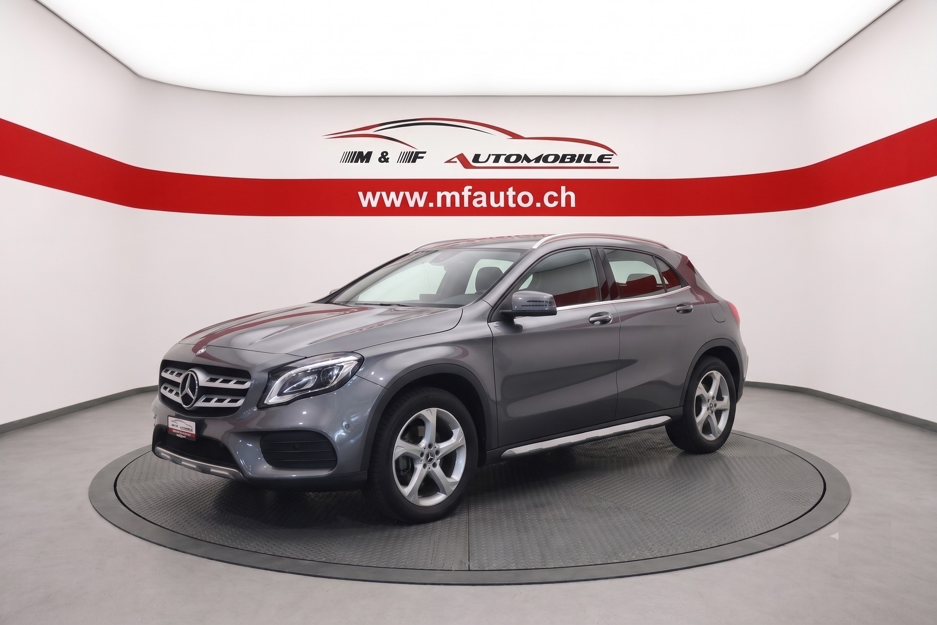 MERCEDES-BENZ GLA 220 d AMG Line 4m CH FAHRZEUG-image-0