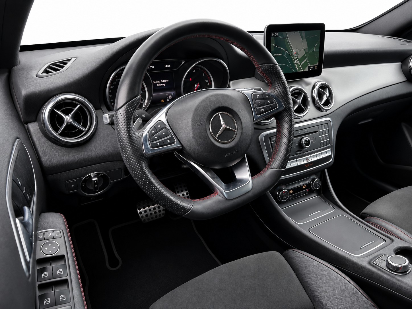 MERCEDES-BENZ GLA 220 d AMG Line 4m CH FAHRZEUG-image-12