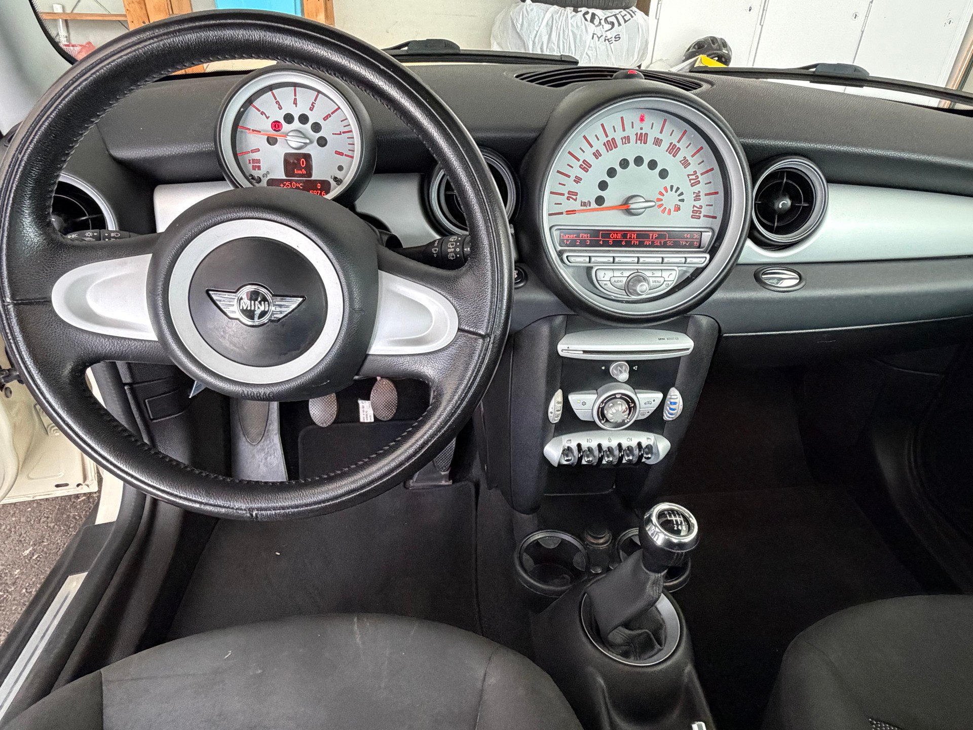 MINI One-image-7