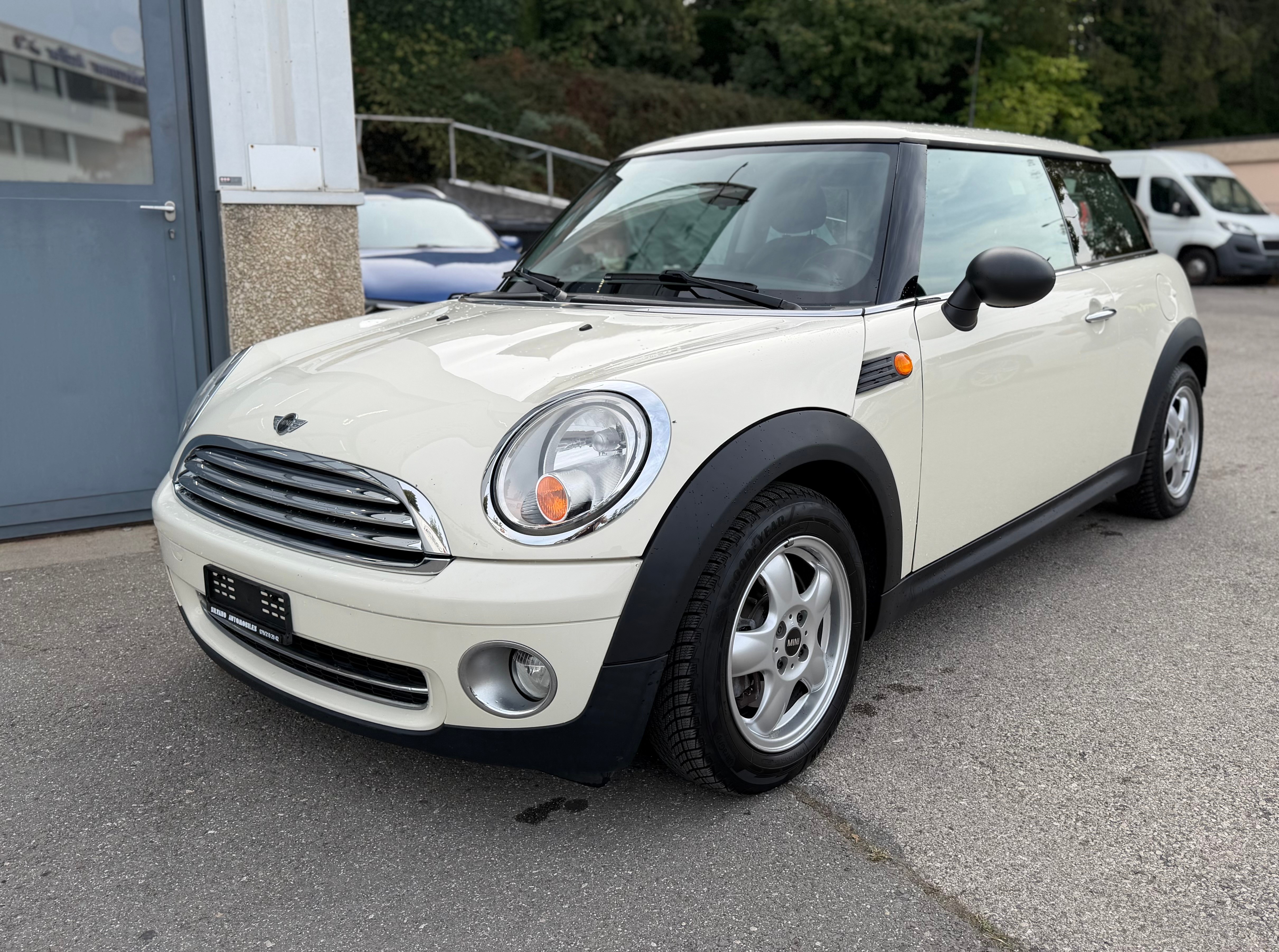 Car photo