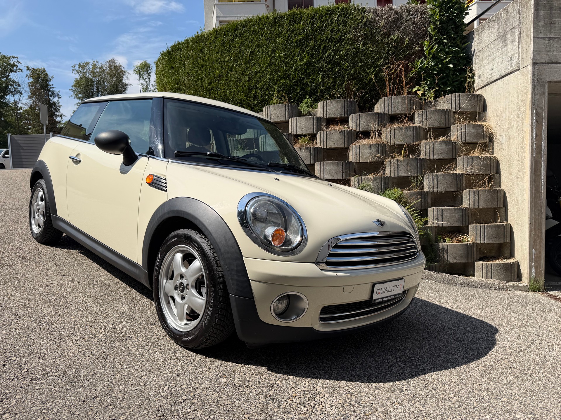 MINI One-image-0