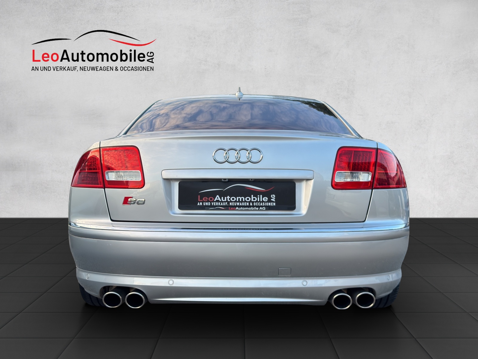 AUDI S8 5.2 V10 quattro tiptronic-image-2