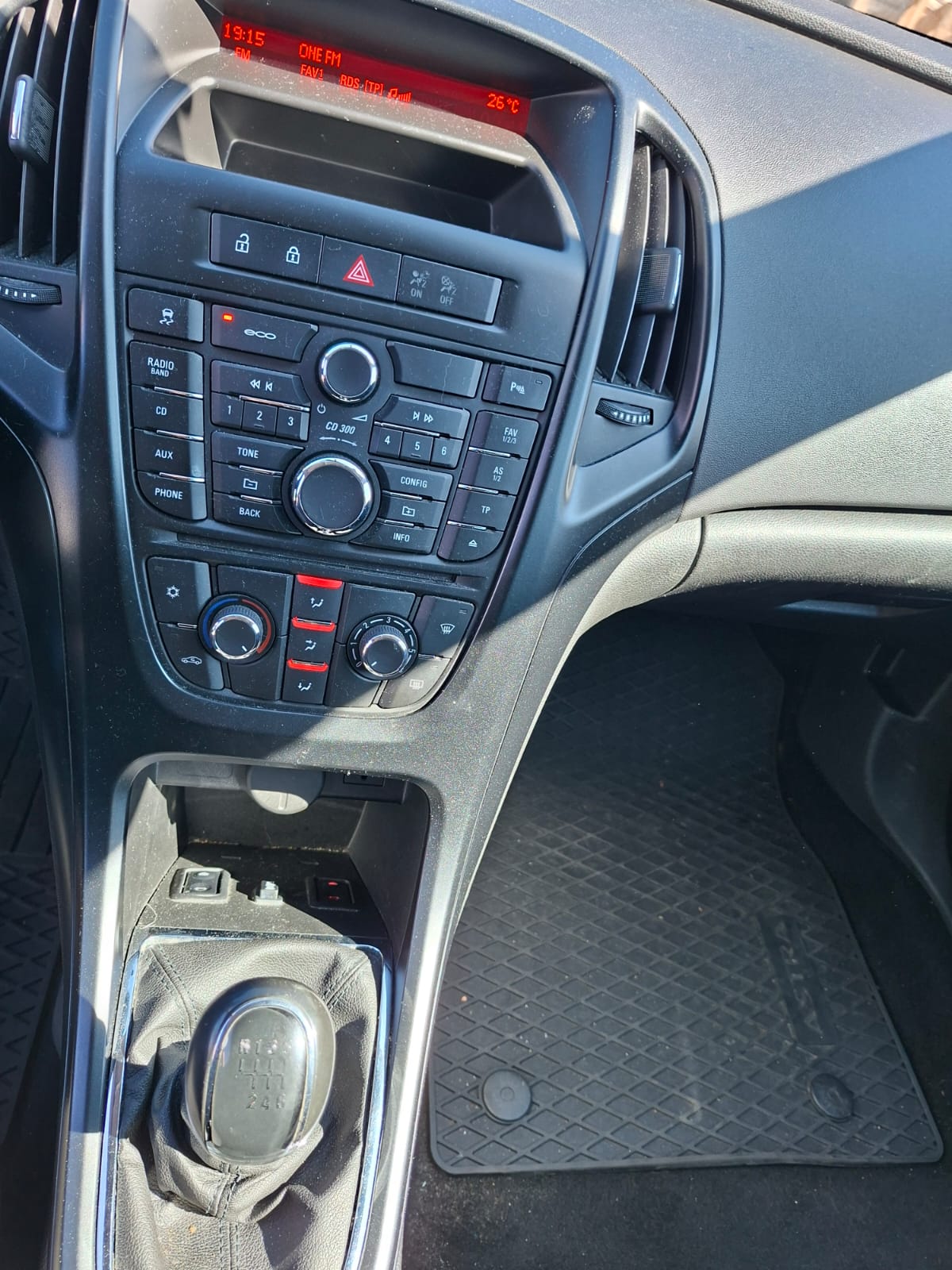 OPEL Astra SportsTourer 1.4i 16V Turbo-image-2