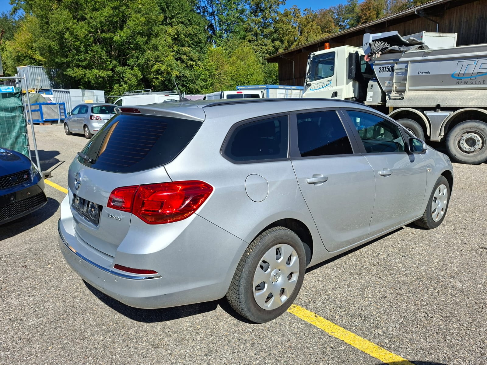 OPEL Astra SportsTourer 1.4i 16V Turbo-image-8