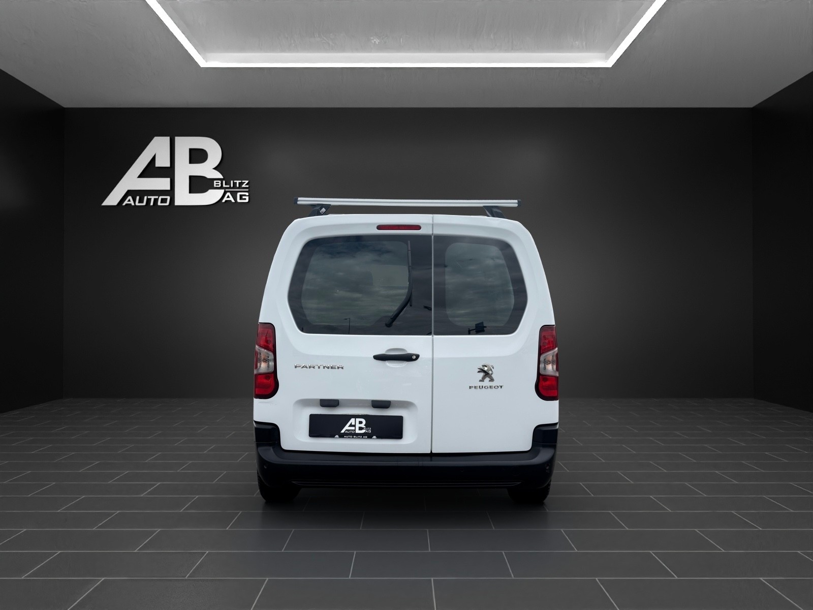PEUGEOT Partner 1.5 Blue HDi s/s Premium 650kg mit 100 PS-image-3