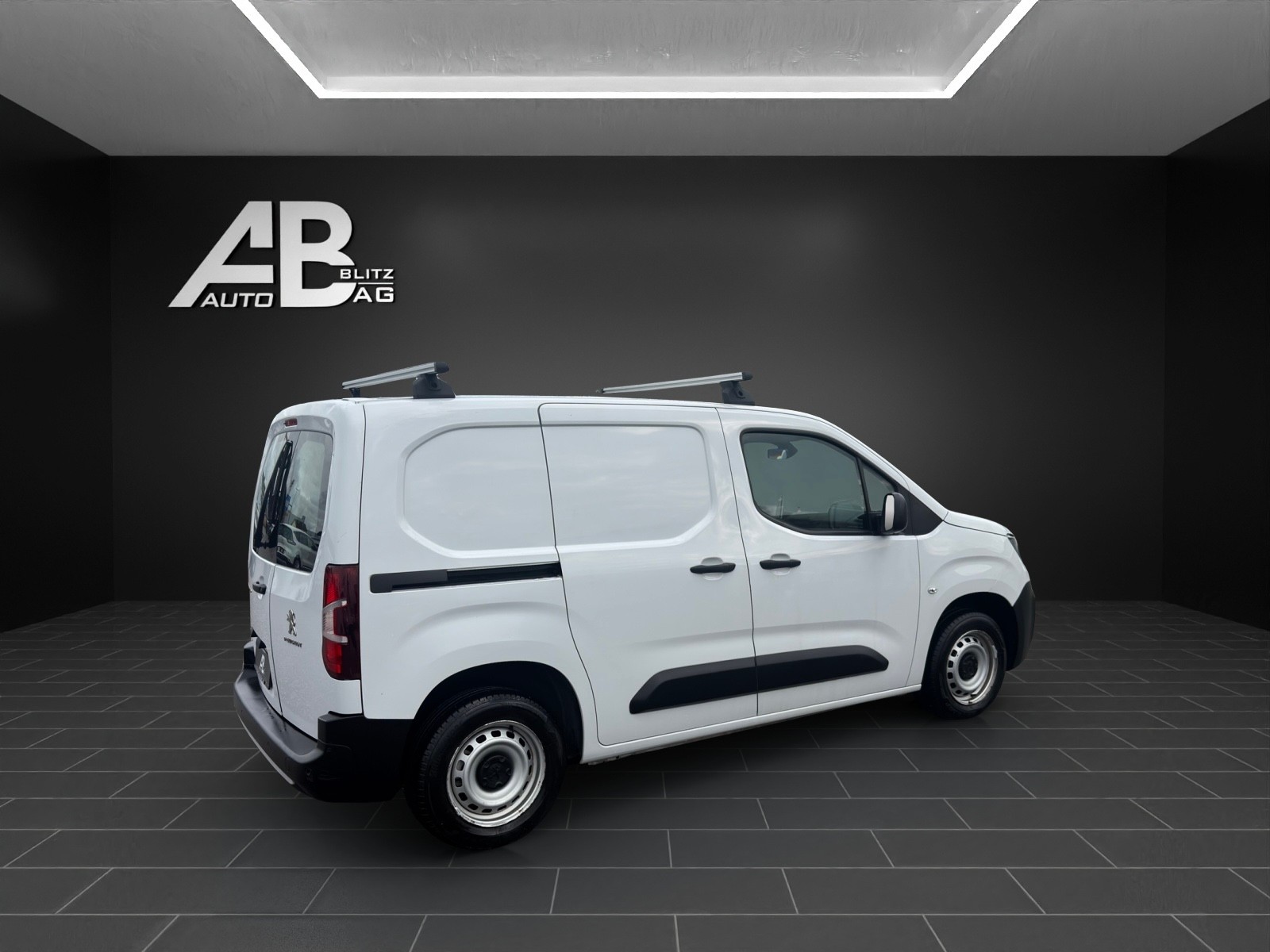 PEUGEOT Partner 1.5 Blue HDi s/s Premium 650kg mit 100 PS-image-4