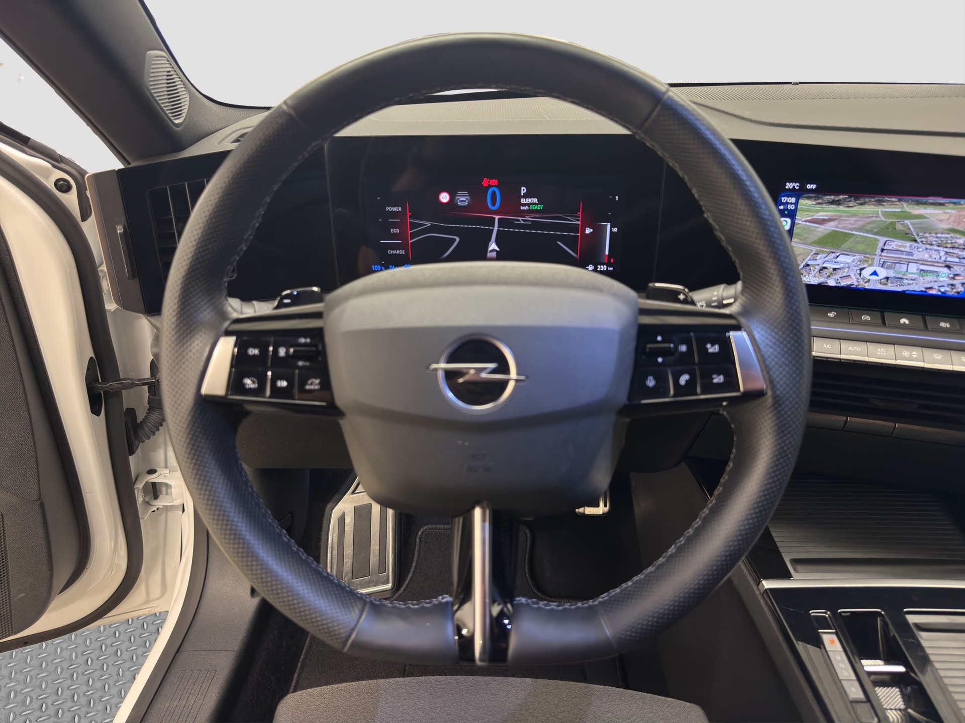 OPEL Astra Sports Tourer 1.6 PHEV Turbo GS A-image-4