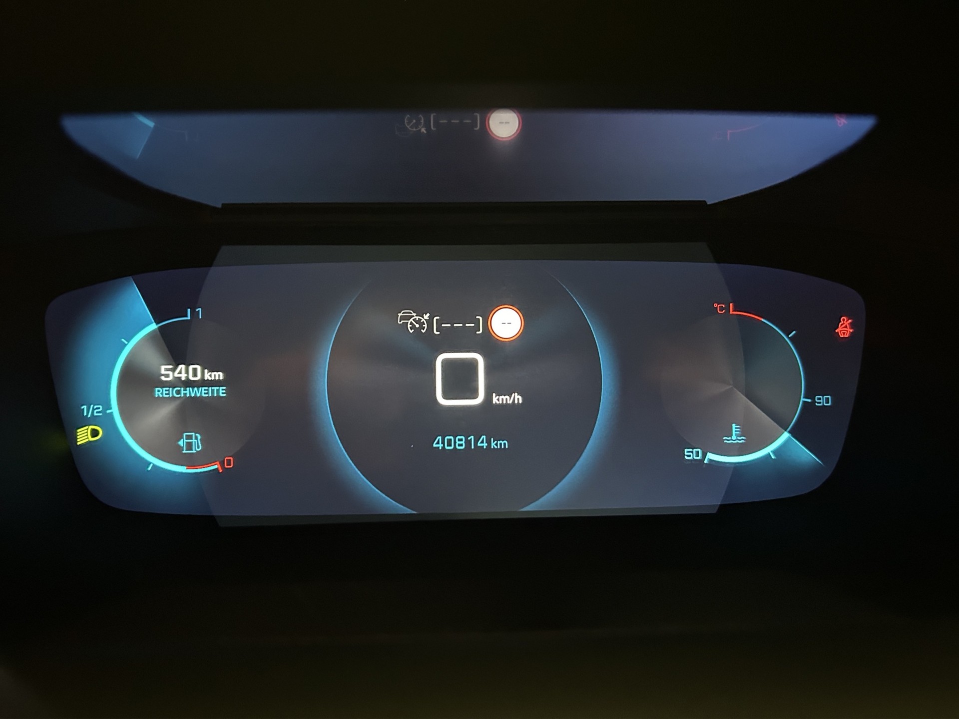 PEUGEOT 208 1.2 PureTech Allure Pack-image-12