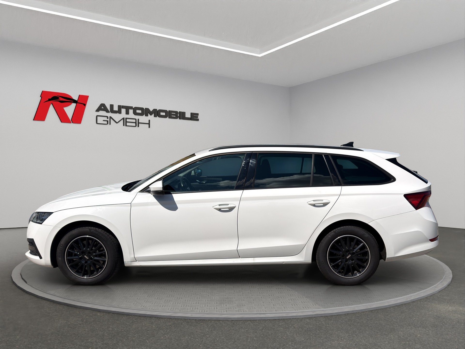 SKODA Octavia Combi 2.0 TDI DSG Ambition 4x4-image-3