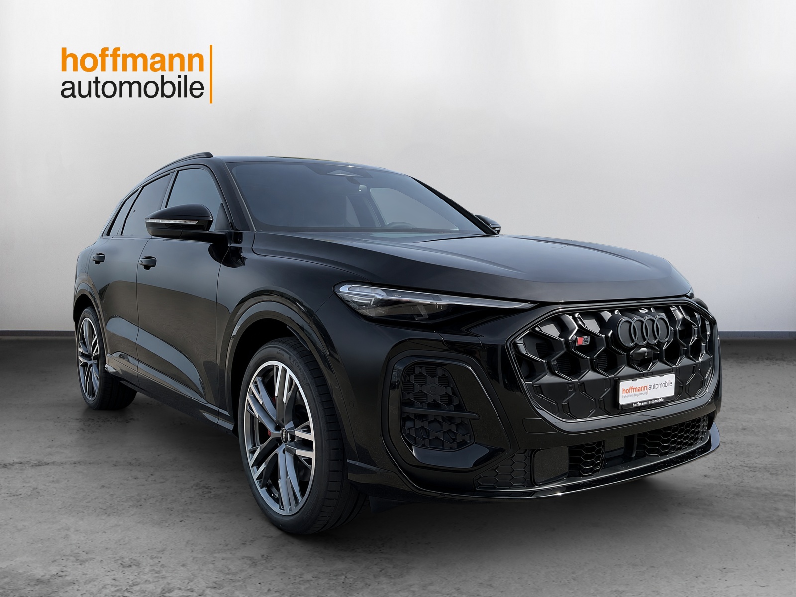 AUDI SQ5 TFSI quattro S-tronic-image-2