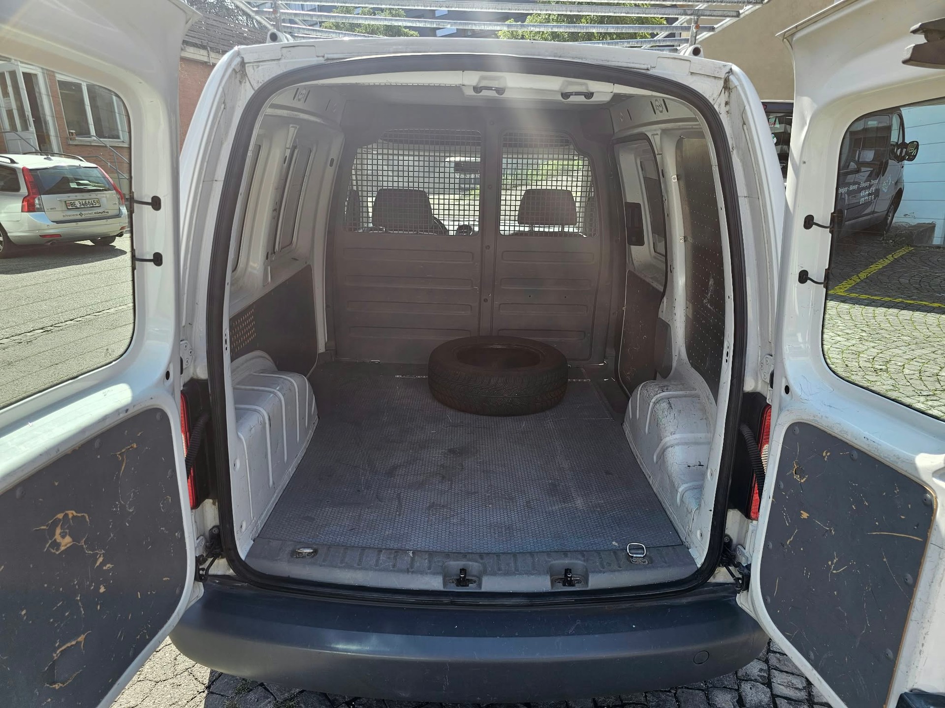 VW Caddy 2.0 EcoFuel-image-15