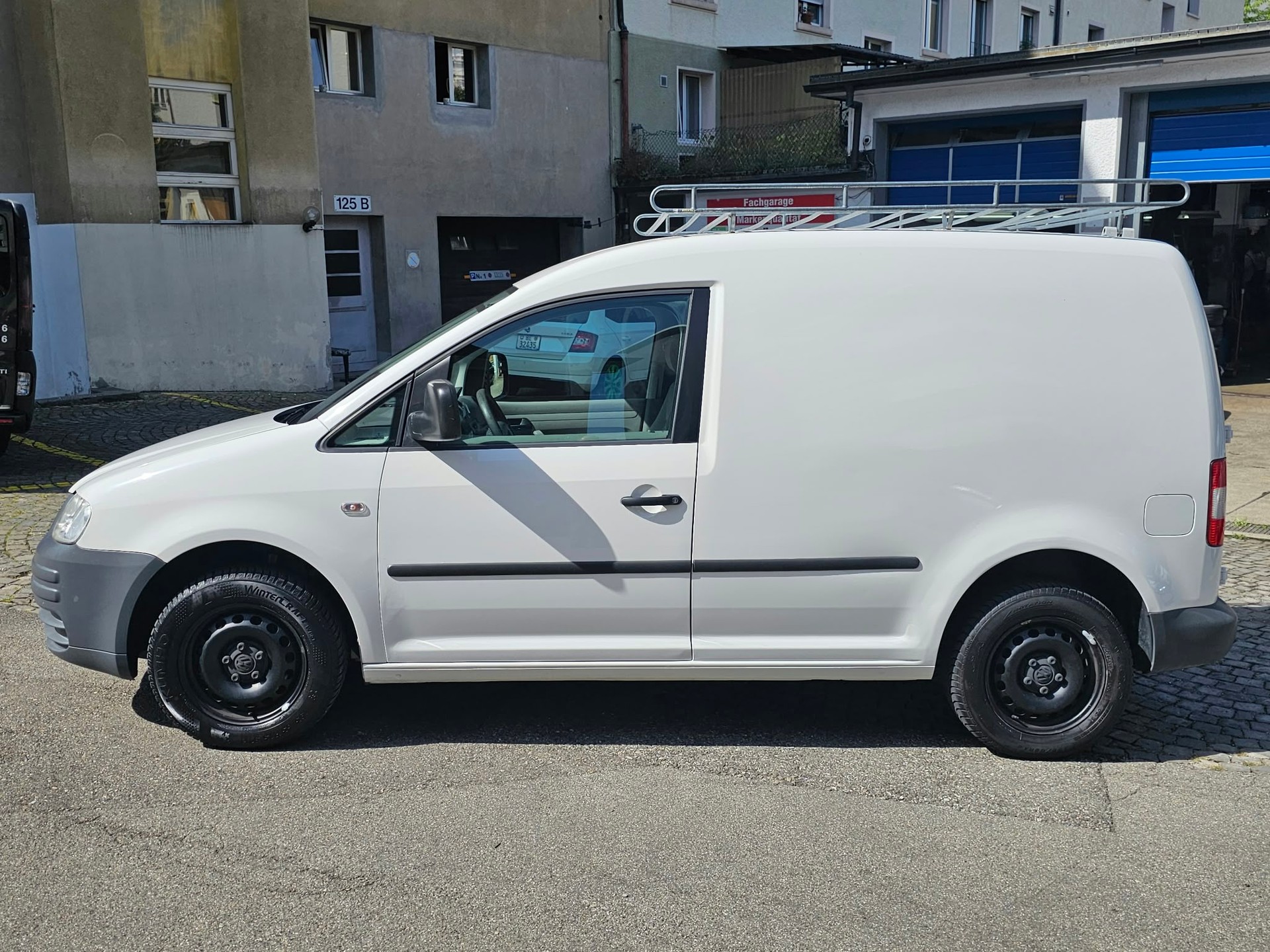 VW Caddy 2.0 EcoFuel-image-1