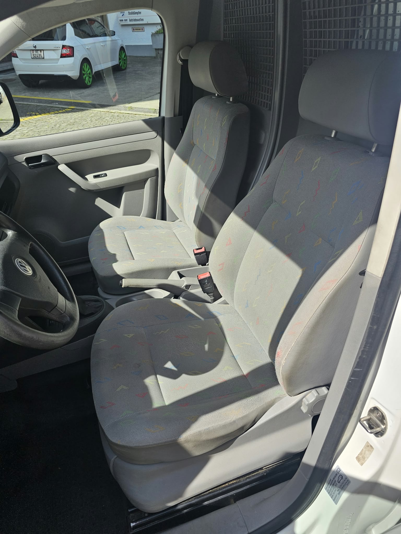 VW Caddy 2.0 EcoFuel-image-9