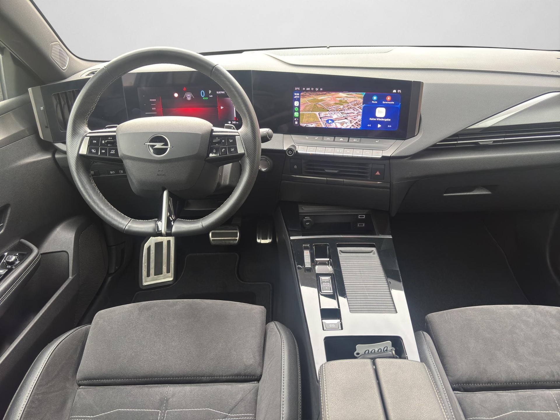 OPEL Astra 1.6 T PHEV 180 Swiss Plus-image-3